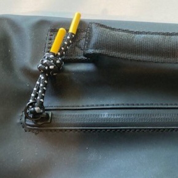 Ted Baker London Crossbody Rubberized "MXB STOLE" Messenger Bag w/ Strap - Picture 5 of 10